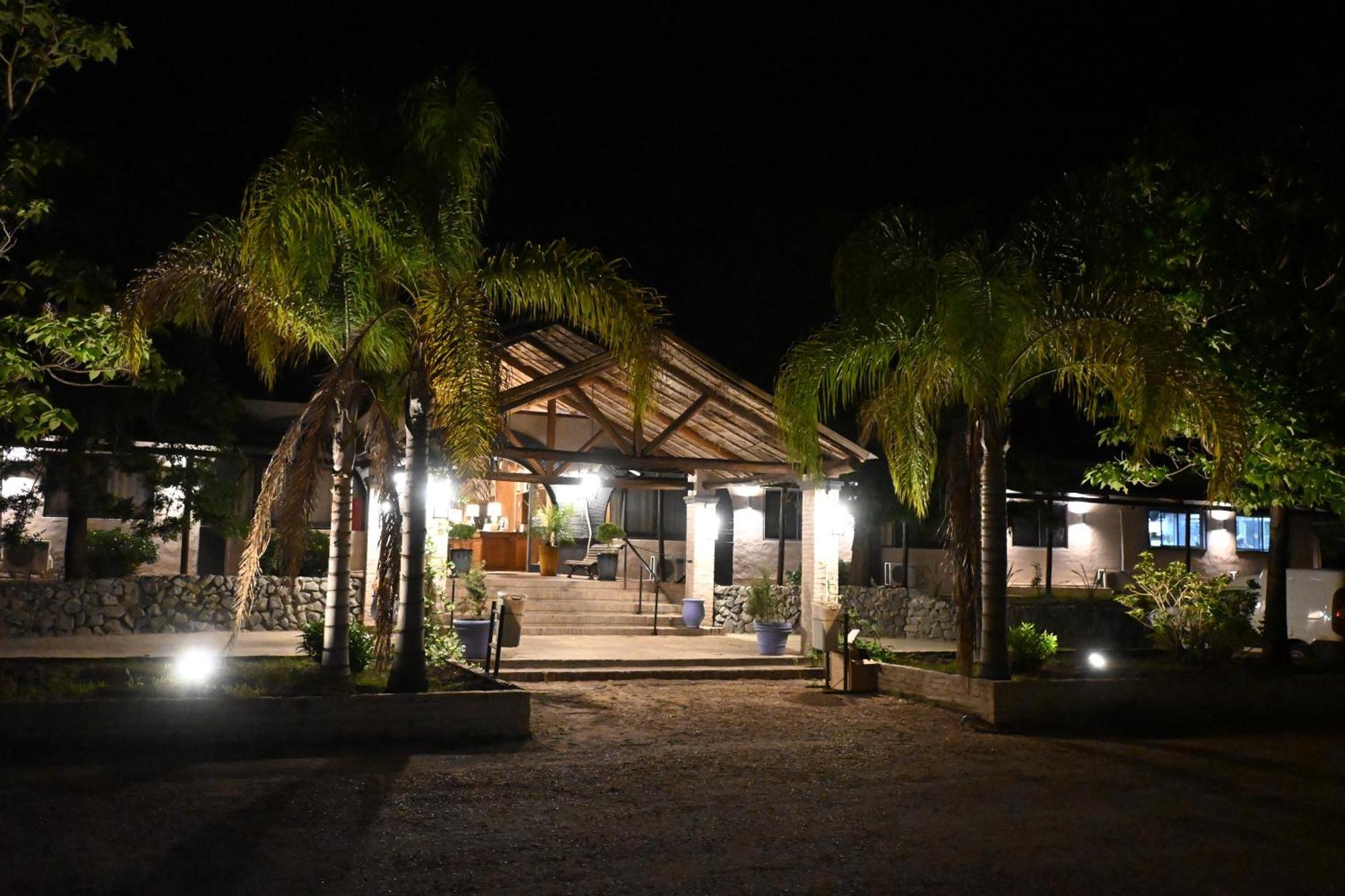 Hotel La Castellana Paysandú Kültér fotó