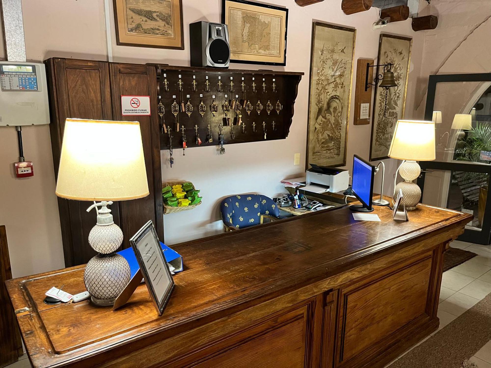 Hotel La Castellana Paysandú Kültér fotó