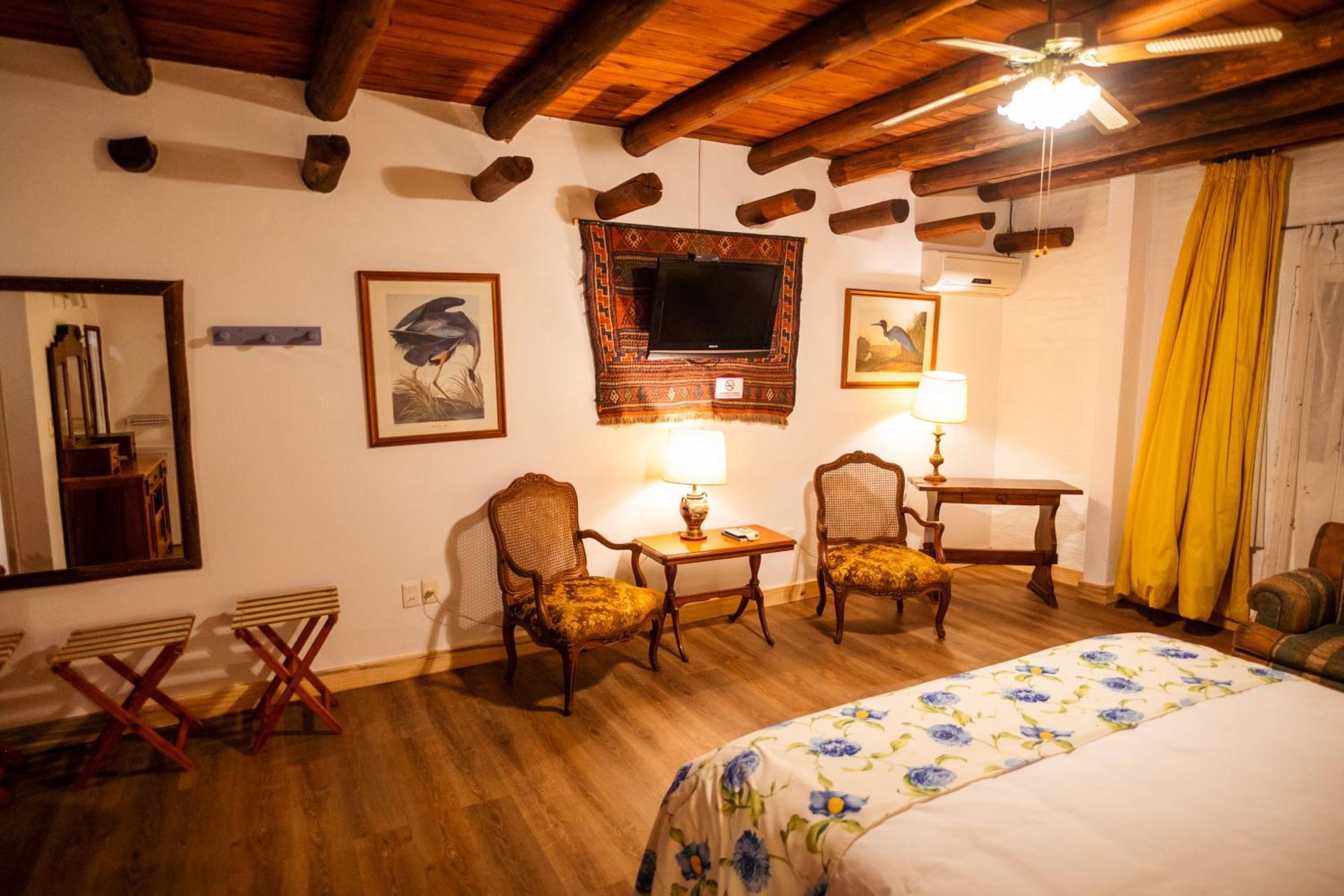 Hotel La Castellana Paysandú Kültér fotó