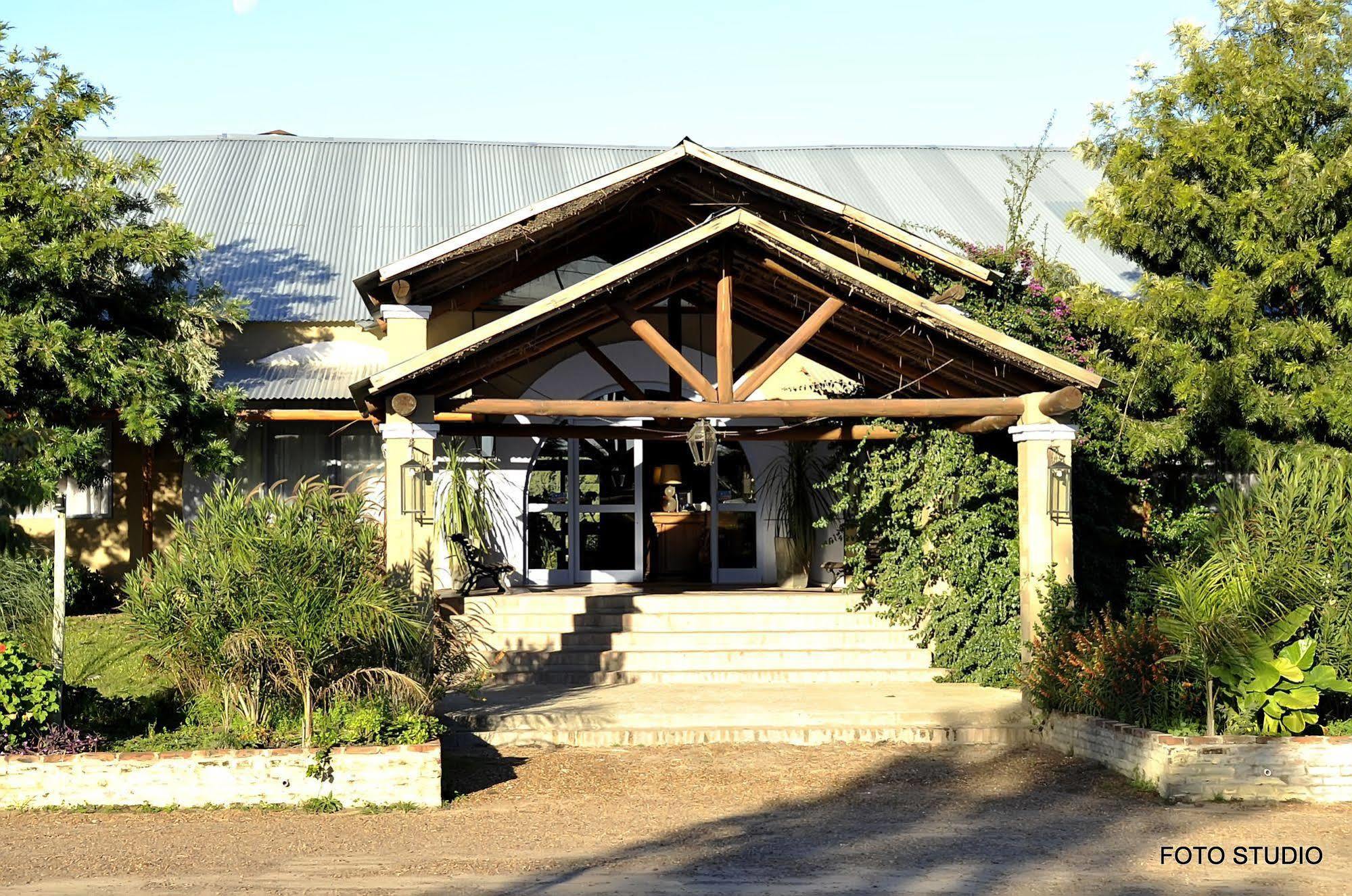 Hotel La Castellana Paysandú Kültér fotó